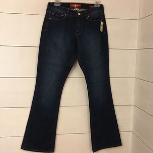 NWT Lucky Brand Sofia Bootcut Jeans!